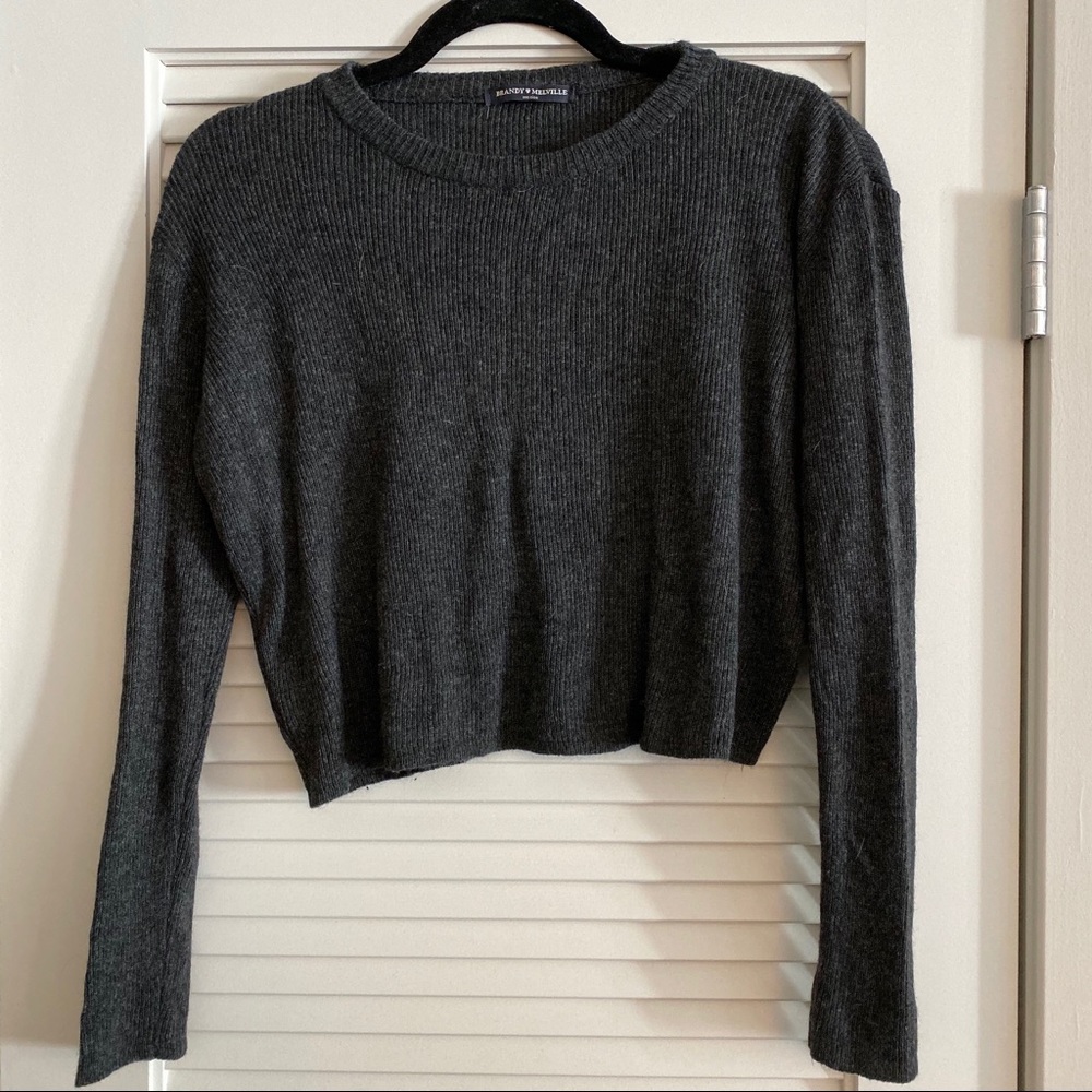 Brandy Melville Cropped Sweater